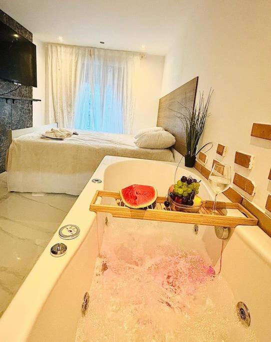 Studio Love Jacuzzi Marsiglia Esterno foto